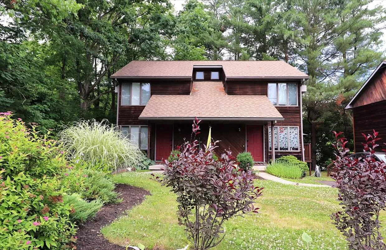 283 State St, Corning, NY 14830 Townhome Rentals in Corning NY