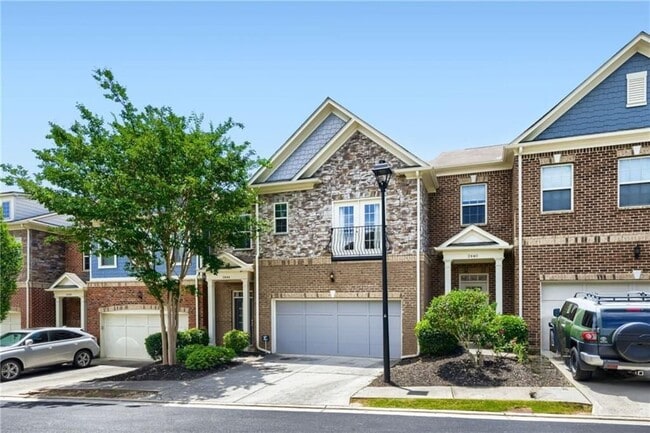 Building Photo - 2444 Norwood Dr SE