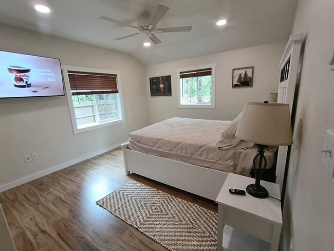 Building Photo - 14 Wapiti Way