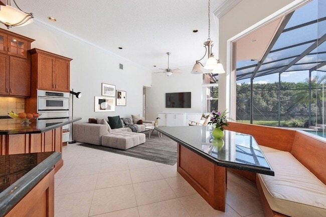 Foto del edificio - 474 Stonemont Dr