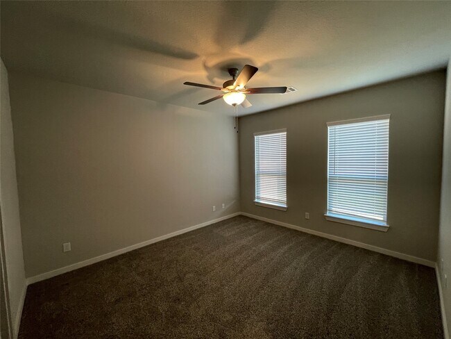 Foto del edificio - 9772 Grosbeak Ln