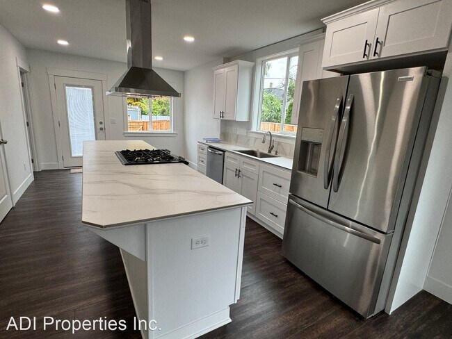 Building Photo - 2 br, 2 bath House - 3542 N Missouri Avenu...