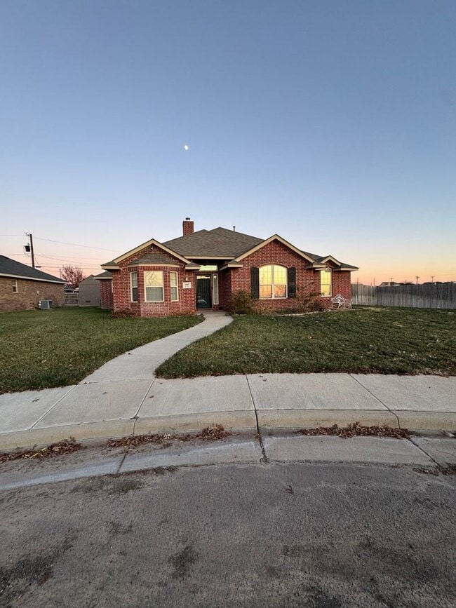 Building Photo - 5907 S Rusk St