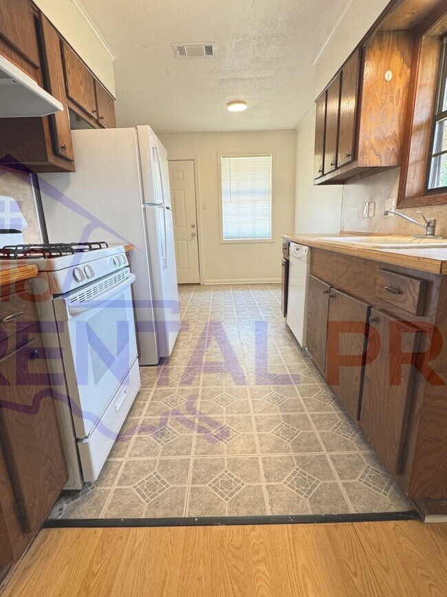 Foto del edificio - 106/108 Debra Ln
