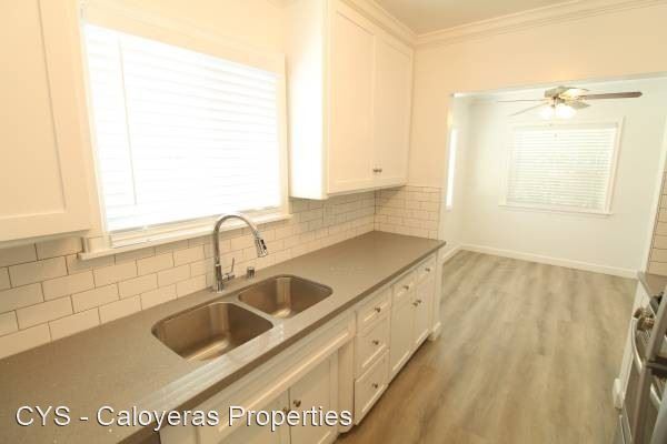 Foto del edificio - 3131 Bagley Ave