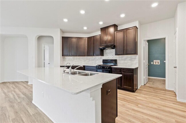 Foto del edificio - 201 Danablu Dr