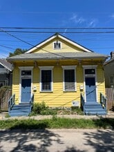 Building Photo - 2911-2911 Orleans Ave