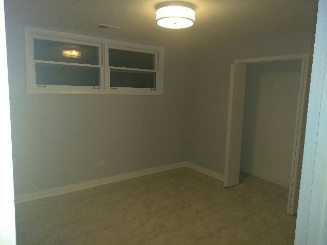 Building Photo - 6042 S Kolmar Ave