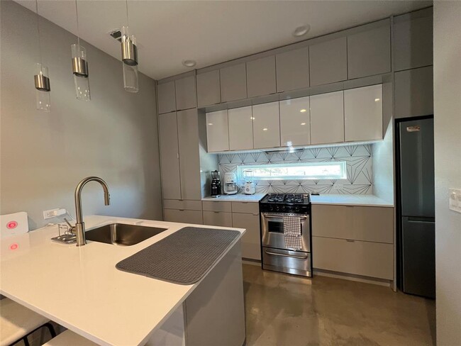 Foto del edificio - 2108 Tillery St