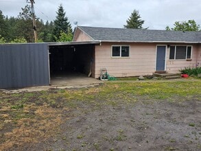 Building Photo - 602 1/2 2nd St