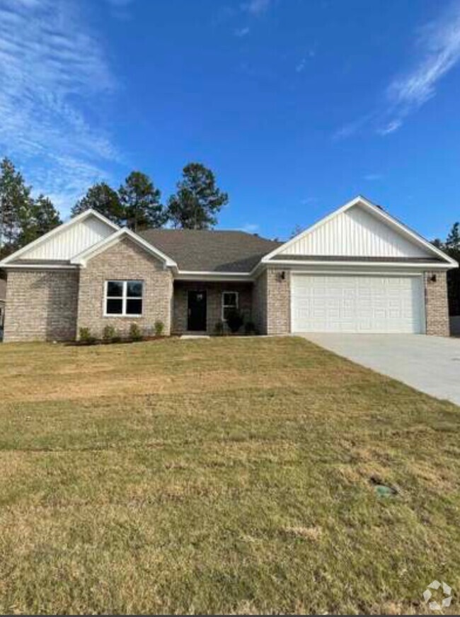 Building Photo - 18557 Parkway Pines Dr