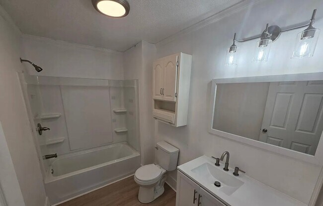 Foto del edificio - 572 2nd St