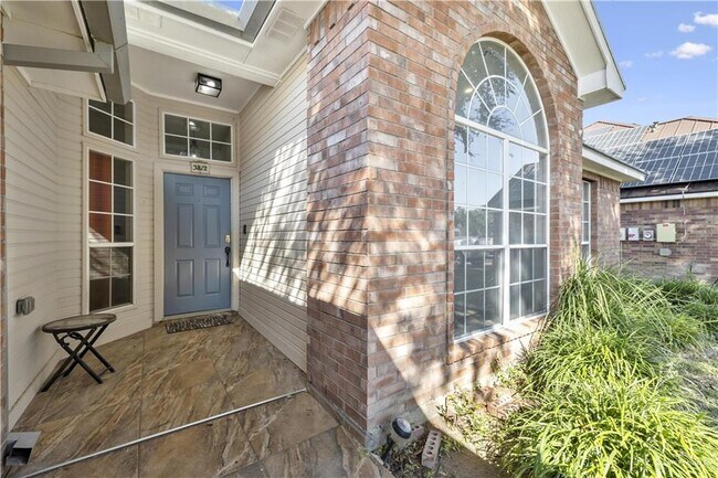 Foto del edificio - 37 E Xenops Ave