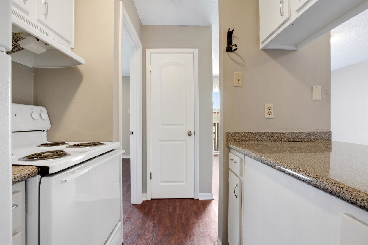 671 Central Ave Unit 306, Jefferson, LA 70121 Apartment for Rent in