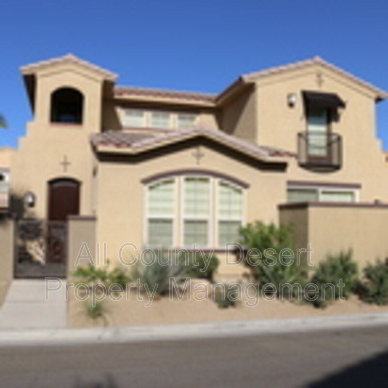 Foto principal - 52194 Rosewood Ln