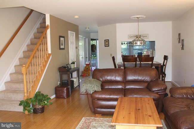 Foto del edificio - 5002 Bridgepointe Dr
