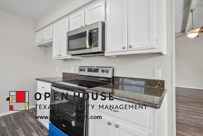 Foto del edificio - 736 Kensington Ln Mansfield