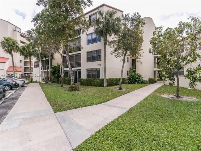 Foto del edificio - 2312 S Cypress Bend Dr