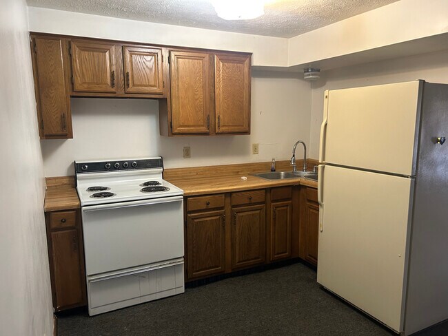 Foto del edificio - 40 W Lamoka Ave