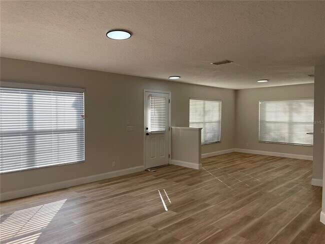 Building Photo - 3428 Dragon View Ct