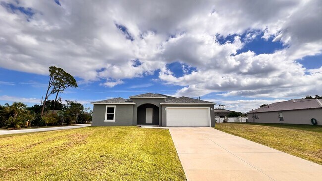 Foto del edificio - BEAUTIFUL 4 BD/2BA Home in Palm Bay!!