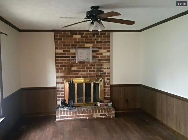 Building Photo - 1612 Celia Crescent