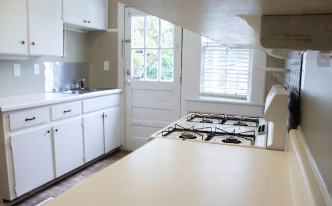 Foto del edificio - 3 bed 2 bath in Anniston