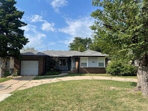 Building Photo - 2415 W Britton Rd