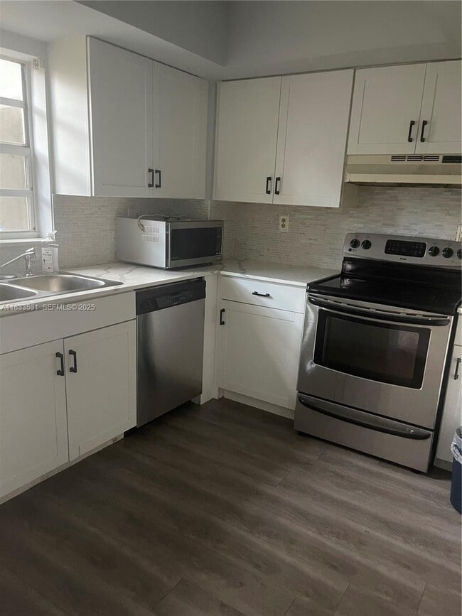 Foto del edificio - 12390 SW 51st Pl