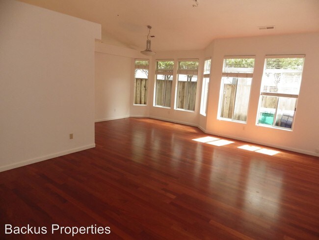 Building Photo - 3 br, 2 bath House - 17601 River Run Rd.