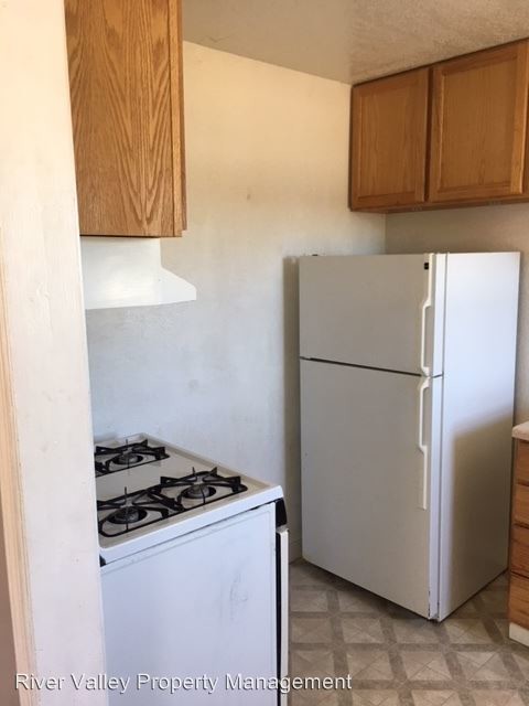 Building Photo - 1 br, 1 bath House - 1804-1/2 Evergreen Ave