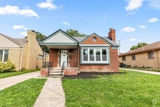 Building Photo - 24050 Blackstone St