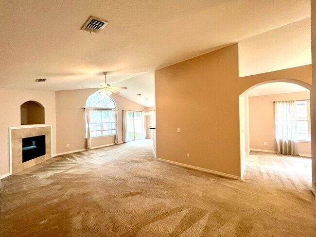 Foto del edificio - Nice 3BR/2BA - Convenient to NAS Pensacola