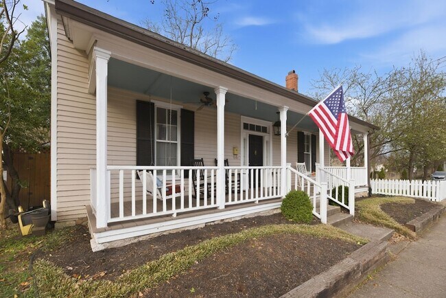 Foto del edificio - 117 7th Ave N