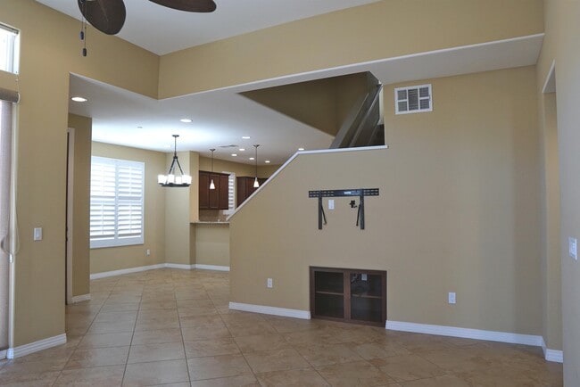 Building Photo - 80052 Silver Sage Ln