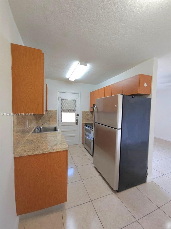 Building Photo - 2580 NW 139th St