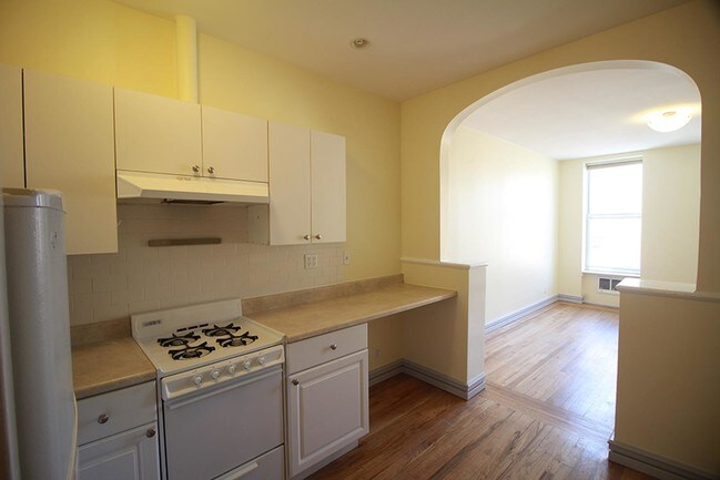 Foto del edificio - 2326 Second Avenue