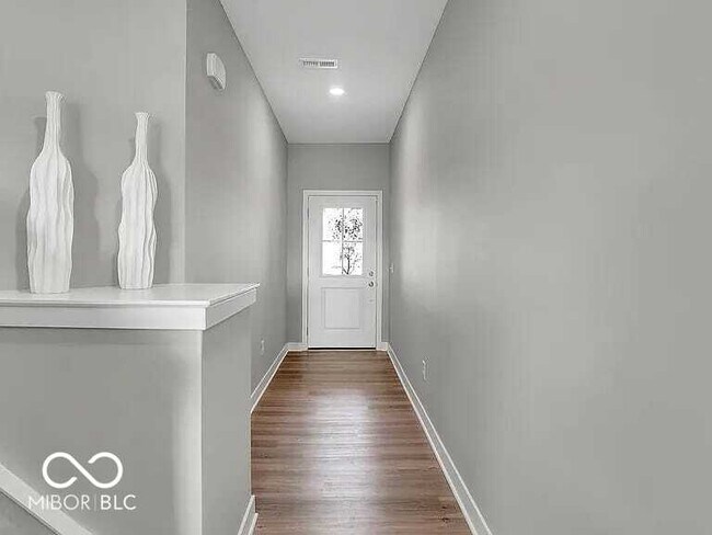 Foto del edificio - 7573 Marin Pkwy