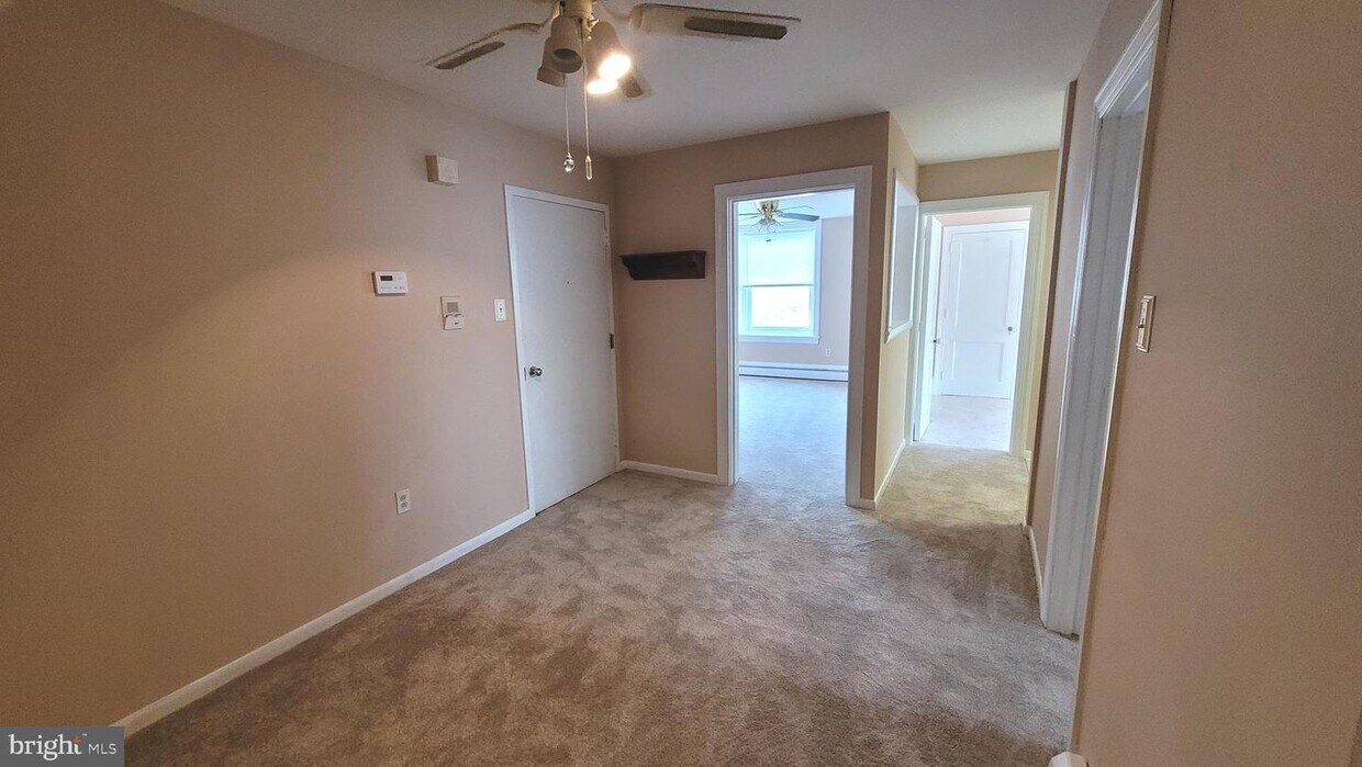 Foto principal - 546 Walnut Ln