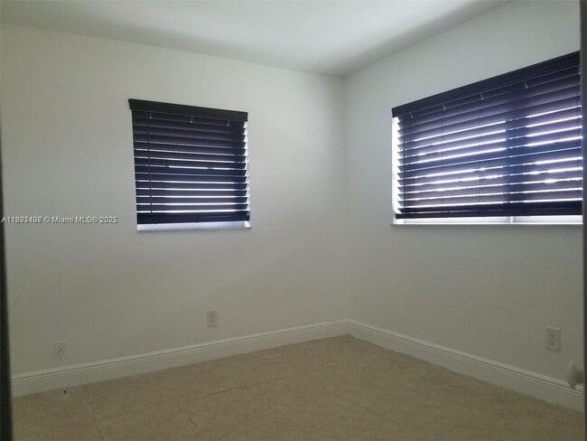Foto del edificio - 304 NW 5th Terrace