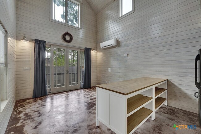 Foto del edificio - 1091 Mulberry Ave