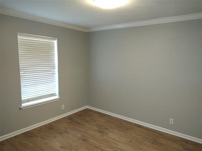 Building Photo - 3304 Woodbriar Ln
