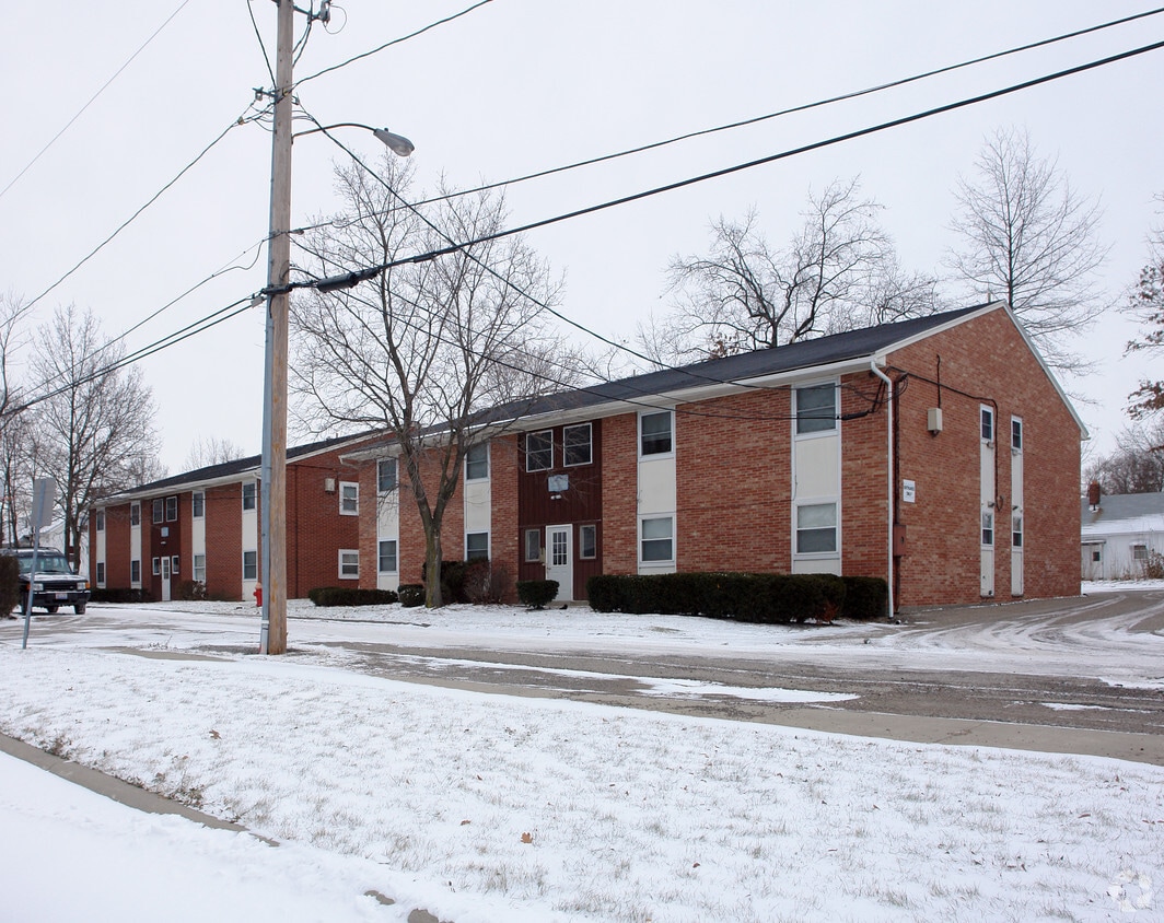 327333 Tonkin Ct, Kent, OH 44240 Apartments Kent, OH