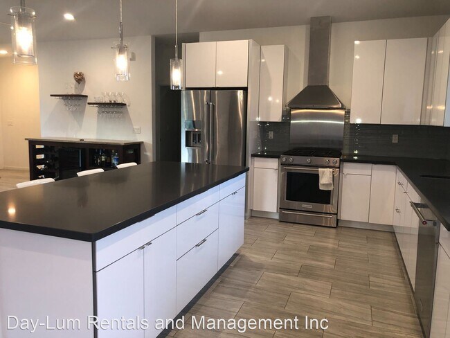 Building Photo - 3 br, 3.5 bath House - 180 Meli Lina Place