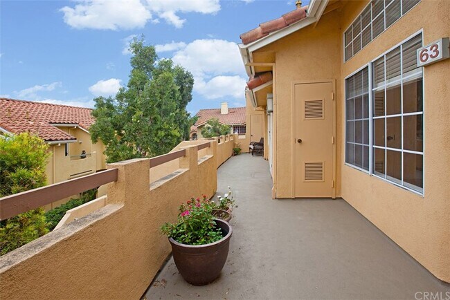 Building Photo - 63 Alberti Aisle