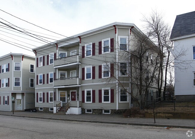 Building Photo - 215 Wilson St