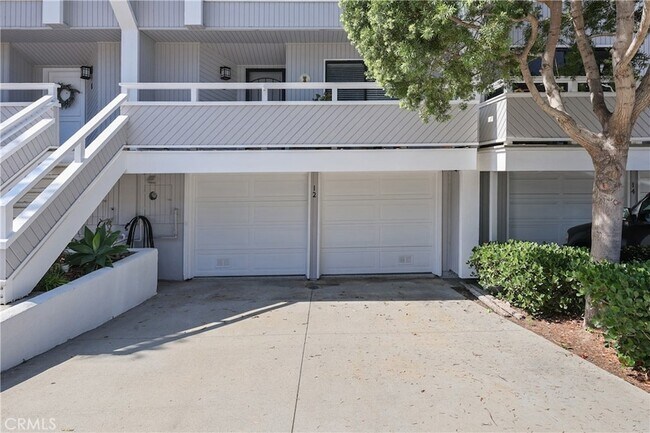 Building Photo - 12 Kamalii Ct