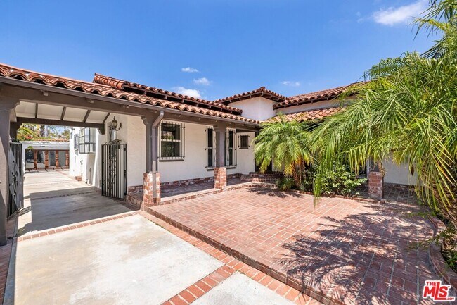 Foto del edificio - 133 N Alta Vista Blvd