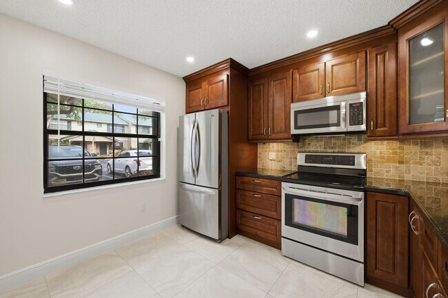 Foto del edificio - 454 Westree Ln