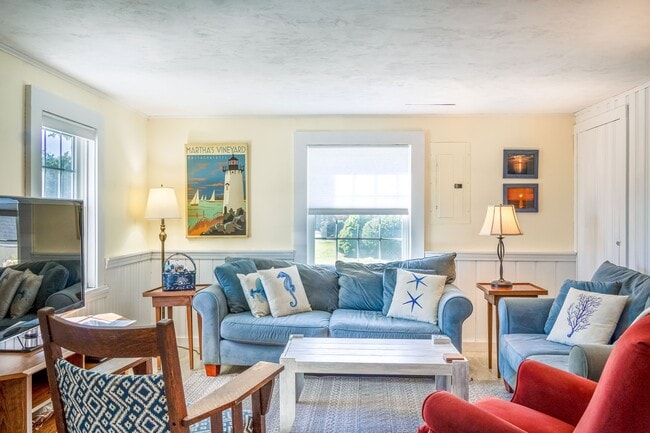 Building Photo - 3 Bemis Rd